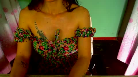 Liss online show from December 2024 03:55:01 PM