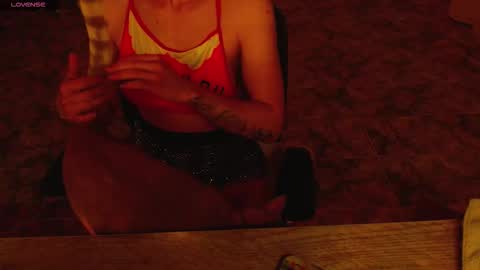 Liss online show from December 2025 03:47:01 AM