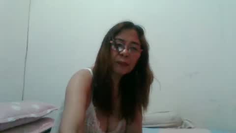 Snapshot of litamilf14 chatting on March 2025 11:17:01 AM litamilf14 online show from March 2025 11:17:01 AM