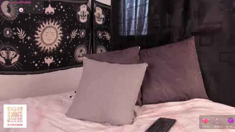 Rossana online show from November 2025 06:18:02 PM