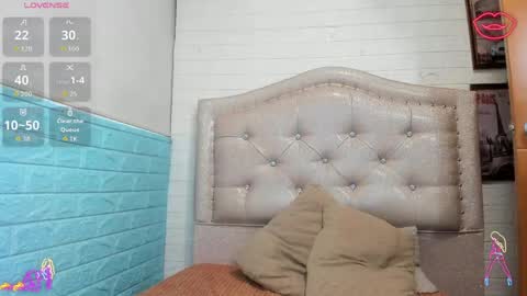 VANESSA online show from April 2026 01:00:02 PM