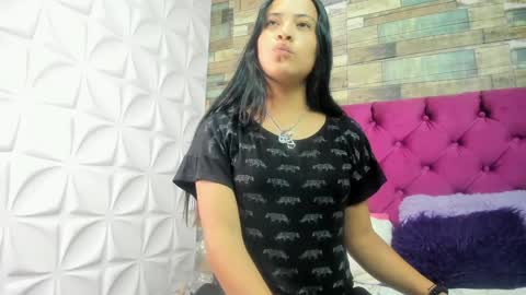 VANESSA online show from April 2026 01:27:01 PM