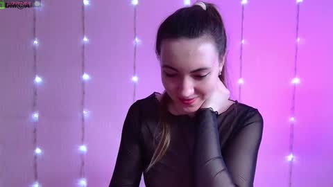 Tina online show from February 2026 08:02:02 AM