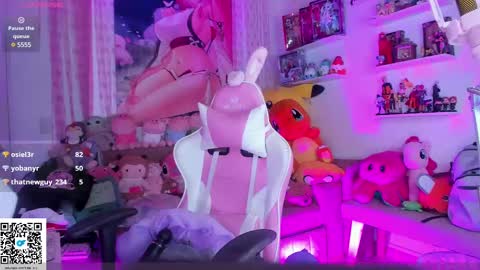 Snapshot of little__ary chatting on February 2025 05:02:02 AM little ary online show from February 2025 05:02:02 AM