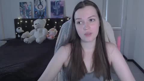 little__flowers online show from September 2025 09:25:02 AM