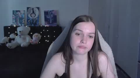 Snapshot of little__flowers chatting on June 2026 09:58:02 AM little__flowers online show from June 2026 09:58:02 AM
