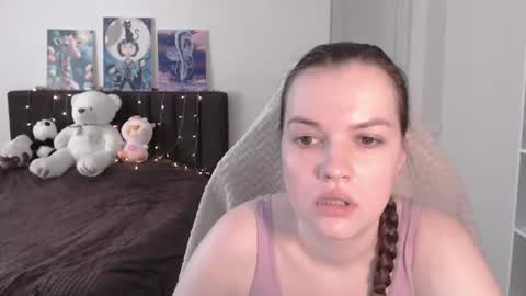 Snapshot of little__flowers chatting on July 2026 07:14:02 AM little__flowers online show from July 2026 07:14:02 AM