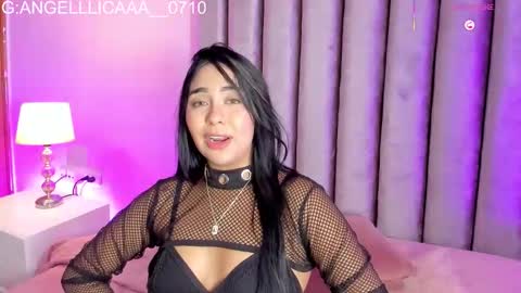 Snapshot of little_angelica18 chatting on February 2026 08:38:01 PM angelica online show from February 2026 08:38:01 PM