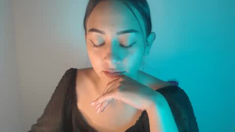 Snapshot of little_aphrodite2 chatting on September 2025 12:43:01 AM Aliciaparaisss online show from September 2025 12:43:01 AM