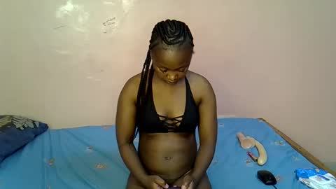 Snapshot of little_bellah chatting on March 2025 12:45:01 PM little_bellah online show from March 2025 12:45:01 PM