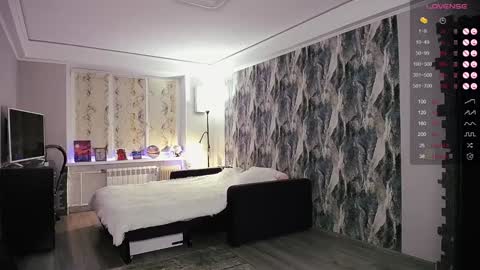 Birdy online show from January 2025 02:39:01 PM