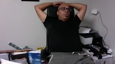 Snapshot of little_buddha chatting on January 2025 08:07:01 PM Pure Black Power online show from January 2025 08:07:01 PM