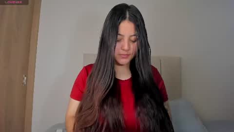 Independent model carolina online show from July 2026 02:59:01 PM