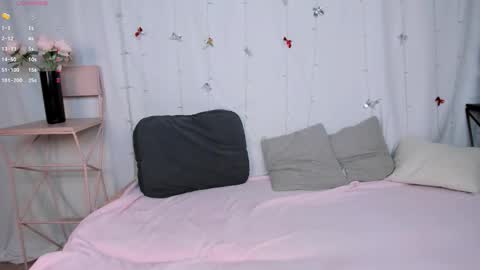 little_clare_ online show from January 2026 08:08:02 AM