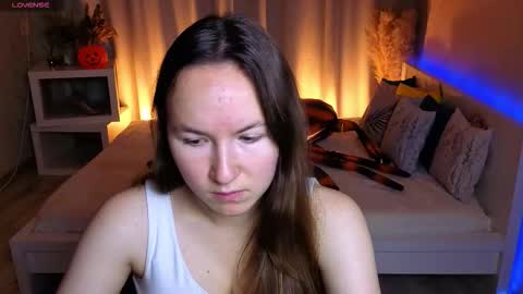 Alexandra online show from October 2025 02:45:02 AM