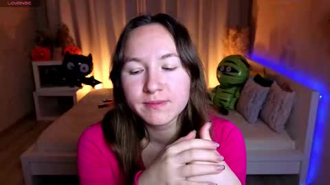 Alexandra online show from October 2025 02:58:02 AM