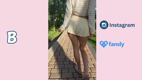 Snapshot of little_effy18_ chatting on December 2024 10:08:02 PM Little Effy online show from December 2024 10:08:02 PM