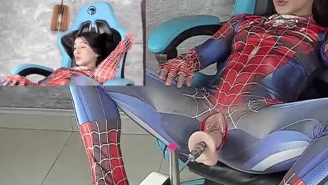 Lili online show from January 2025 09:37:01 PM