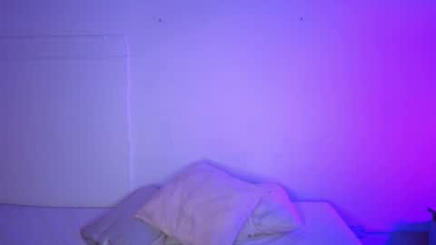 little_lilith_apple online show from November 2025 07:34:02 PM