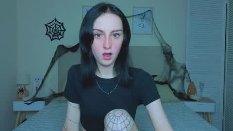 little_mollee online show from November 2025 09:16:02 PM