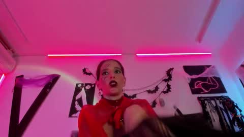 Snapshot of little_nauughty2 chatting on October 2025 04:53:02 PM Little Nauughty2 online show from October 2025 04:53:02 PM