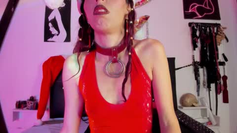 Snapshot of little_nauughty2 chatting on December 2025 01:42:01 PM Little Nauughty2 online show from December 2025 01:42:01 PM