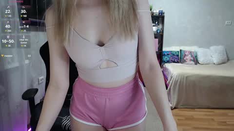 Snapshot of little_sofa99 chatting on January 2025 12:06:01 AM Sonya online show from January 2025 12:06:01 AM