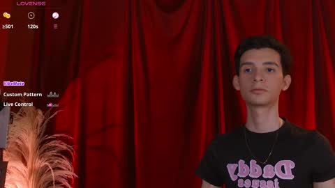 Snapshot of little_twiink chatting on February 2026 03:07:01 AM Juan Ferrer online show from February 2026 03:07:01 AM