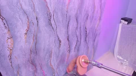 Snapshot of little_valentinaa chatting on November 2025 11:42:01 AM little_valentinaa online show from November 2025 11:42:01 AM