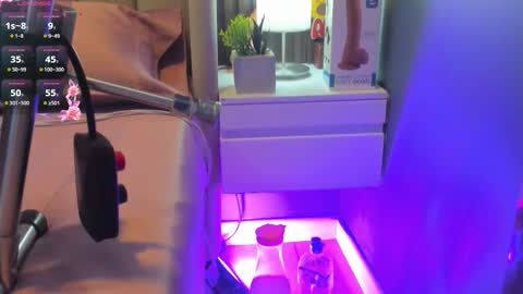 Snapshot of little_valentinaa chatting on February 2026 12:16:01 PM little_valentinaa online show from February 2026 12:16:01 PM