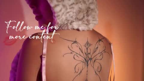 Snapshot of little_vel chatting on November 2025 08:11:01 PM Im your little Velinda online show from November 2025 08:11:01 PM