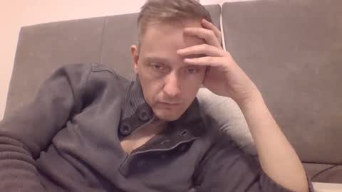 Willy online show from March 2026 07:29:01 PM