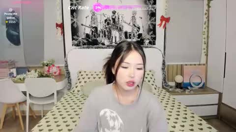 Snapshot of little_yena chatting on January 2026 08:56:01 PM Yena and Gabby online show from January 2026 08:56:01 PM