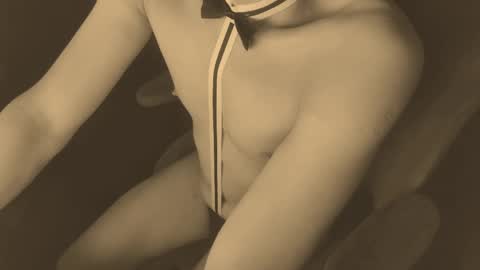 Snapshot of littleboyuk chatting on December 2024 12:09:01 AM HANDYBOY LONDON online show from December 2024 12:09:01 AM