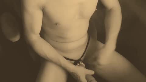 Snapshot of littleboyuk chatting on December 2024 03:15:01 AM HANDYBOY LONDON online show from December 2024 03:15:01 AM