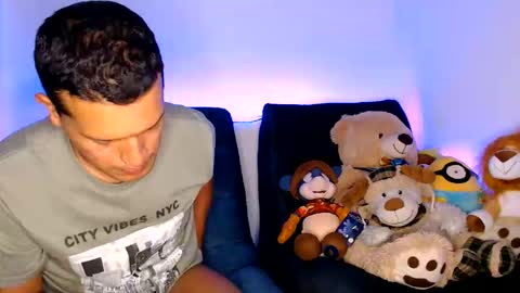 Snapshot of littledicklatin chatting on May 2026 03:47:02 AM Manu online show from May 2026 03:47:02 AM