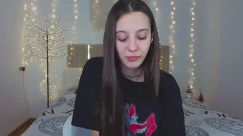 Lana online show from December 2025 07:36:01 AM