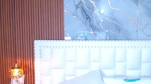 Snapshot of littlee_emilyy_ chatting on January 2025 06:03:01 AM Emily online show from January 2025 06:03:01 AM