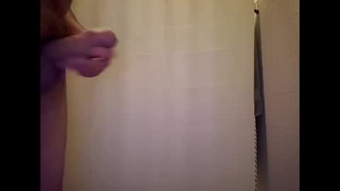 littleguyy888 online show from October 2025 12:04:02 PM