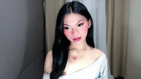 littlelace_ online show from March 2026 10:32:02 AM