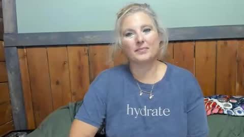 lisanixs online show from October 2025 06:16:02 PM