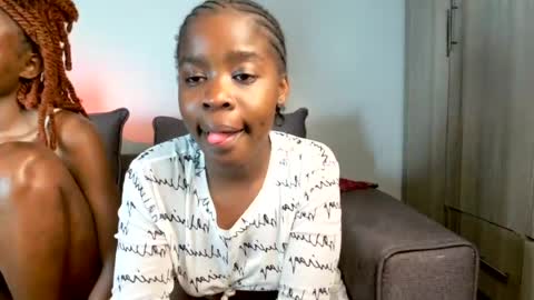 Snapshot of littlemariah chatting on July 2026 09:56:02 AM littlemariah online show from July 2026 09:56:02 AM