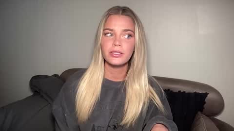 Marciabrady online show from January 2025 10:27:01 PM