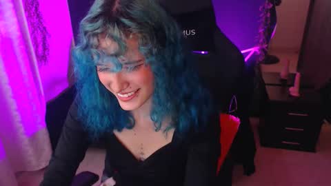 Snapshot of littlenami_ chatting on October 2025 02:56:02 PM LAUREN online show from October 2025 02:56:02 PM