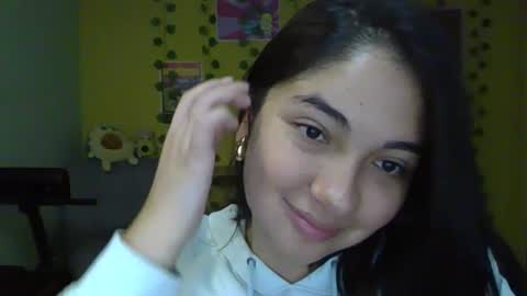 Snapshot of littleprety6969 chatting on December 2025 12:26:02 AM Mia Wednesday to Sunday 730 am to 1030 am Colombian Hour D online show from December 2025 12:26:02 AM