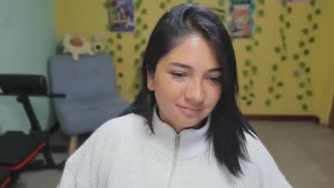 Snapshot of littleprety6969 chatting on December 2025 03:33:01 AM Mia Wednesday to Sunday 730 am to 1030 am Colombian Hour D online show from December 2025 03:33:01 AM