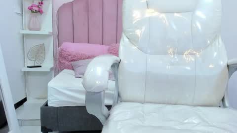  sofii  online show from October 2025 12:05:02 AM