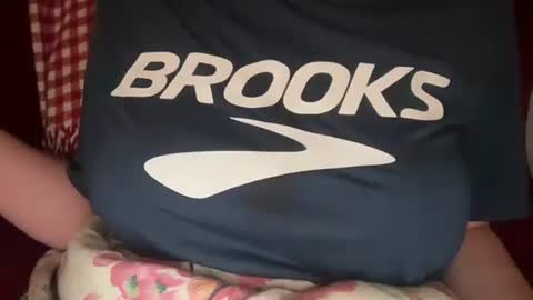 Snapshot of littlesugarpea chatting on September 2025 12:14:01 AM Little Sugar Pea  online show from September 2025 12:14:01 AM