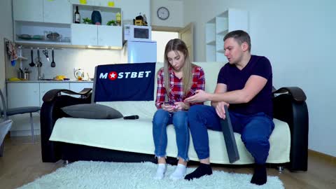 Snapshot of littlesweettifany chatting on December 2024 09:17:02 AM Little Tifany online show from December 2024 09:17:02 AM