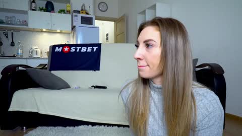 Snapshot of littlesweettifany chatting on January 2025 10:04:02 AM Little Tifany online show from January 2025 10:04:02 AM